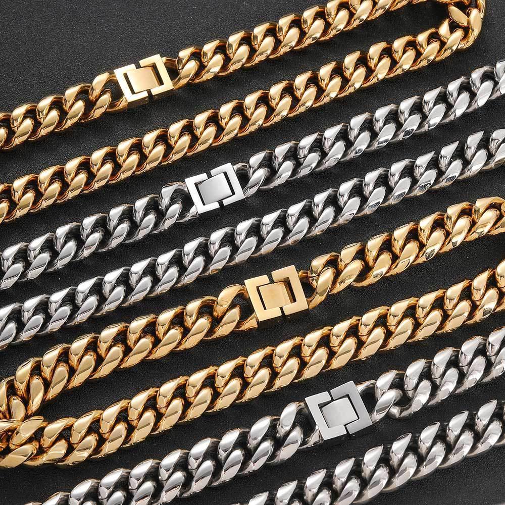 Stainless Steel Cuban Chain Necklace with Jewelry Clasp Titanium Steel for Men | Caratix Jewelry - CaratixJewelry