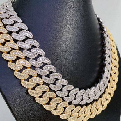 18mm Step-Cut Moissanite Cuban Link Necklace | S925 Silver Iced Out Hip Hop Chain - CaratixJewelry