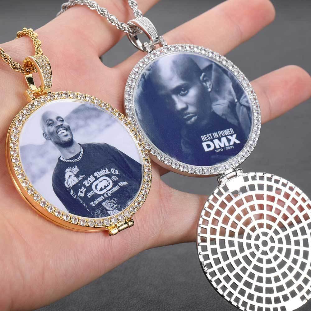 Hip Hop Flip-Top Round Photo Frame Pendant Necklace with Copper Frame and Zircon Stones | Customizable Jewelry | Caratix Jewelry - CaratixJewelry
