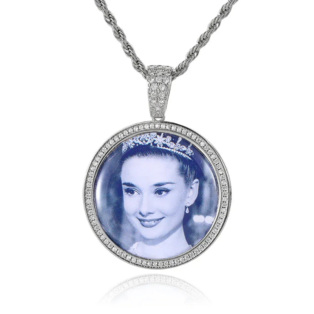 Round Photo Pendant Necklace with Zircon and Memory Frame | Trendy Hip Hop Jewelry | Caratix Jewelry - CaratixJewelry