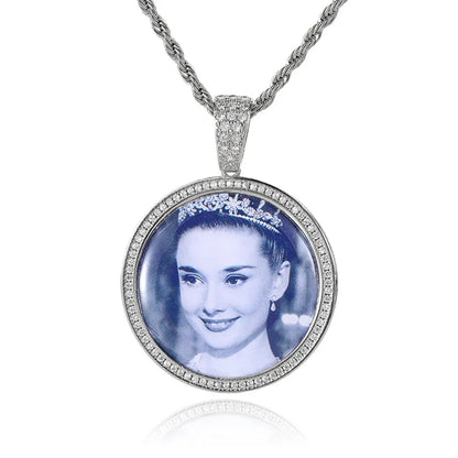 Round Photo Pendant Necklace with Zircon and Memory Frame | Trendy Hip Hop Jewelry | Caratix Jewelry - CaratixJewelry