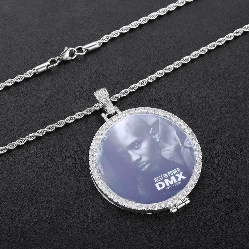 Hip Hop Flip-Top Round Photo Frame Pendant Necklace with Copper Frame and Zircon Stones | Customizable Jewelry | Caratix Jewelry - CaratixJewelry