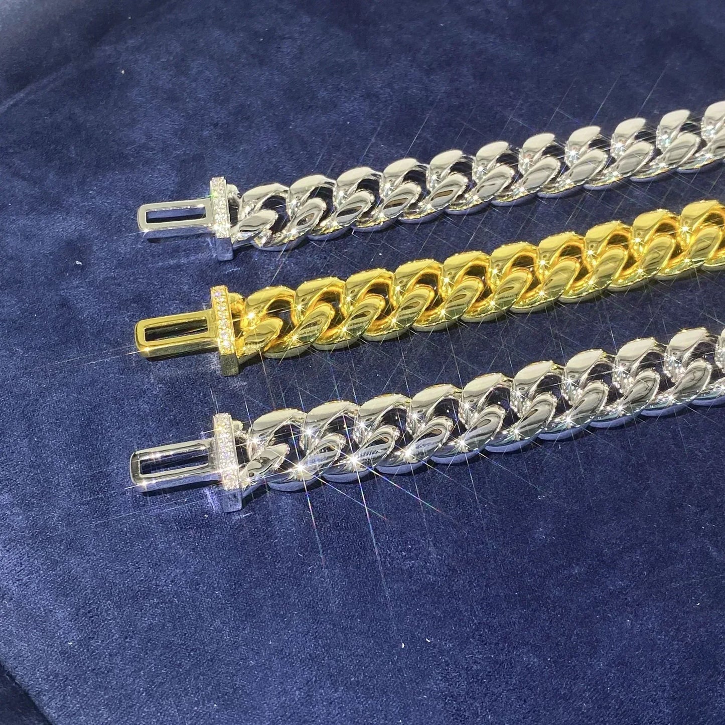 8mm / 10mm Stainless Steel Cuban Link Chain – Hip Hop Streetwear Necklace with Sterling Silver Moissanite Iced-Out Clasp - CaratixJewelry