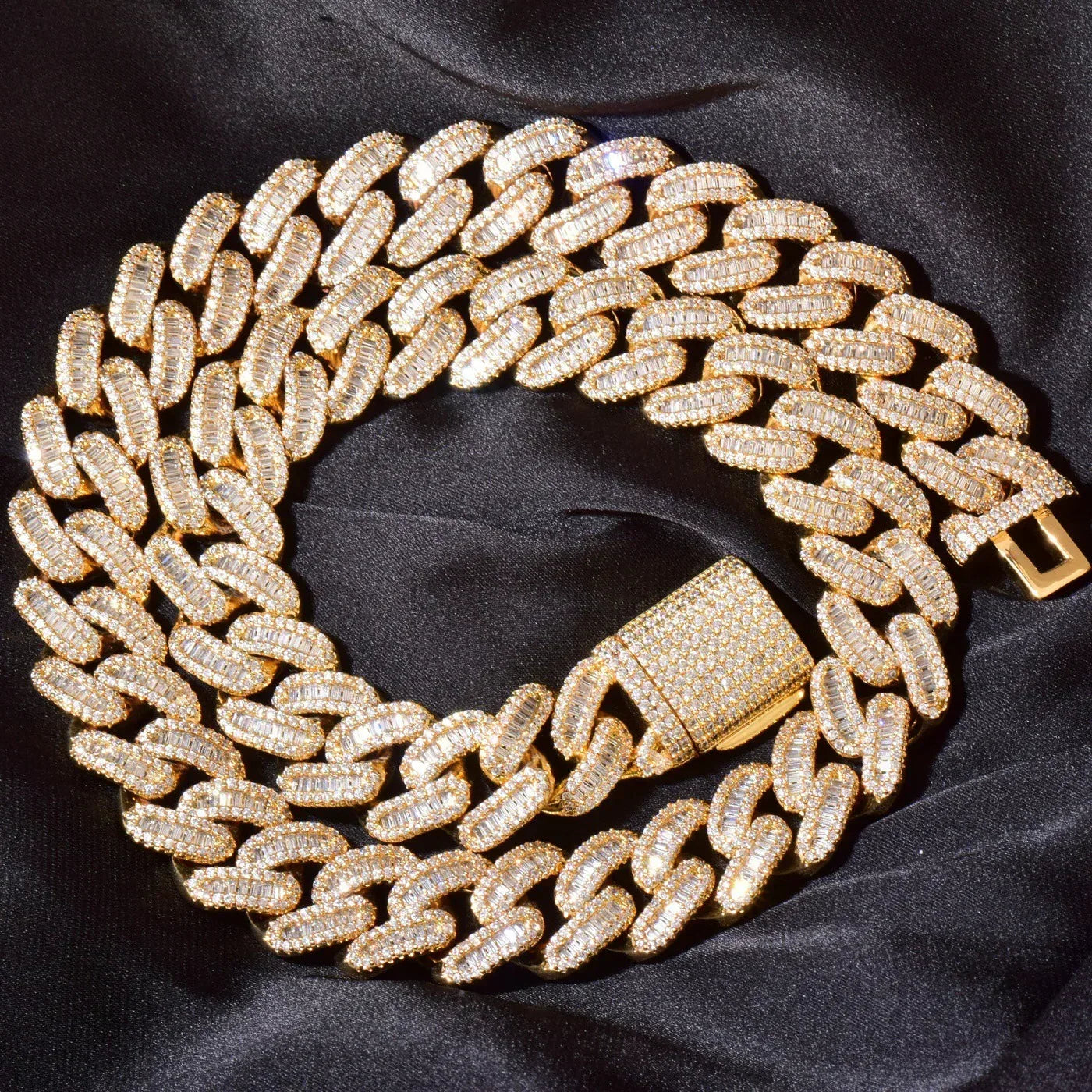 15mm Iced Out Cuban Chain Necklace with Micro-Pave Zircon - CaratixJewelry