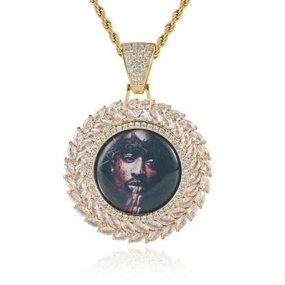 Custom Wheat Ear Round Photo Frame Pendant Necklace with Zircon Stones for Men | Caratix Jewelry - CaratixJewelry