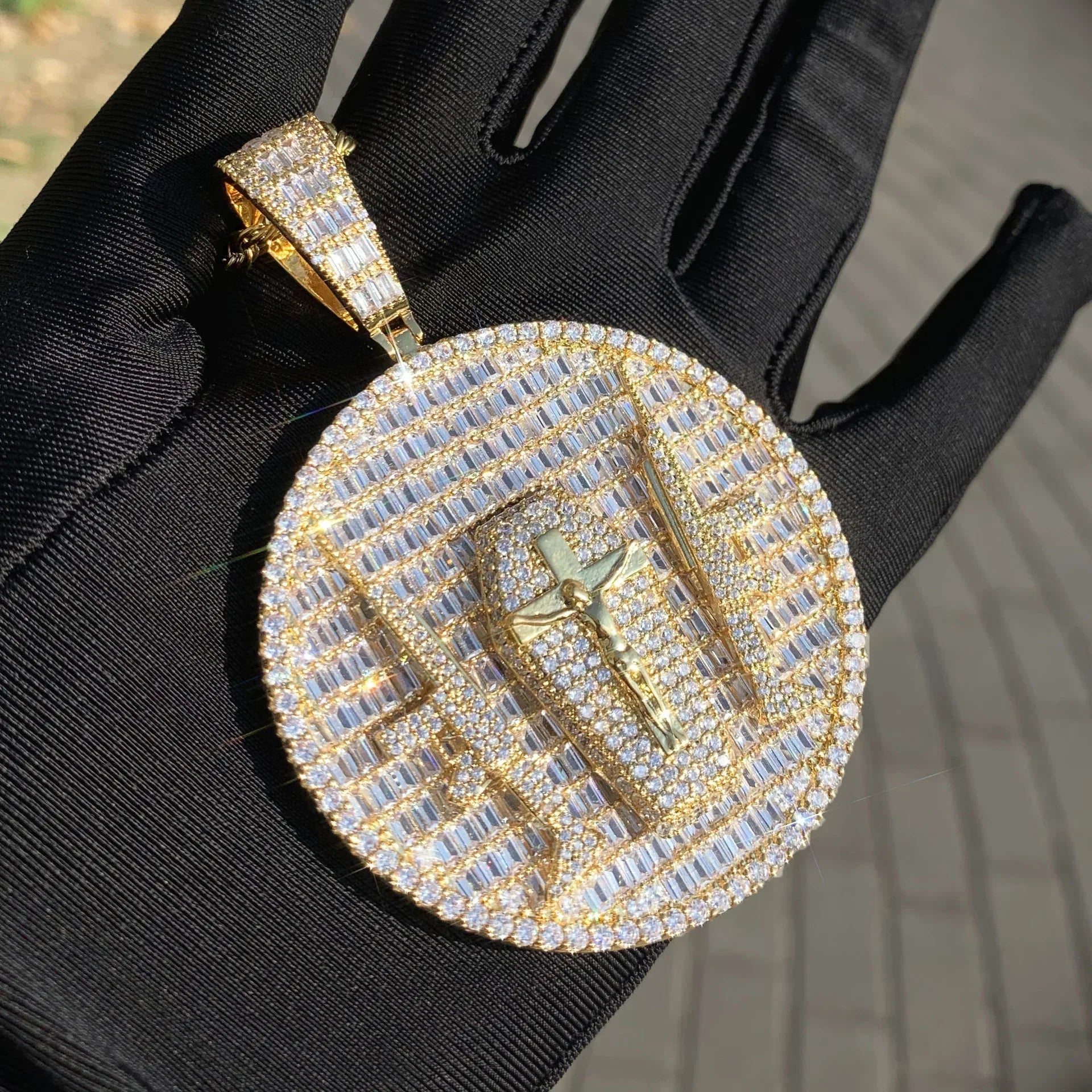 Iced Out Double Gun Cross Round Pendant Necklace – Hip Hop Step-Cut CZ Copper Jewelry - CaratixJewelry