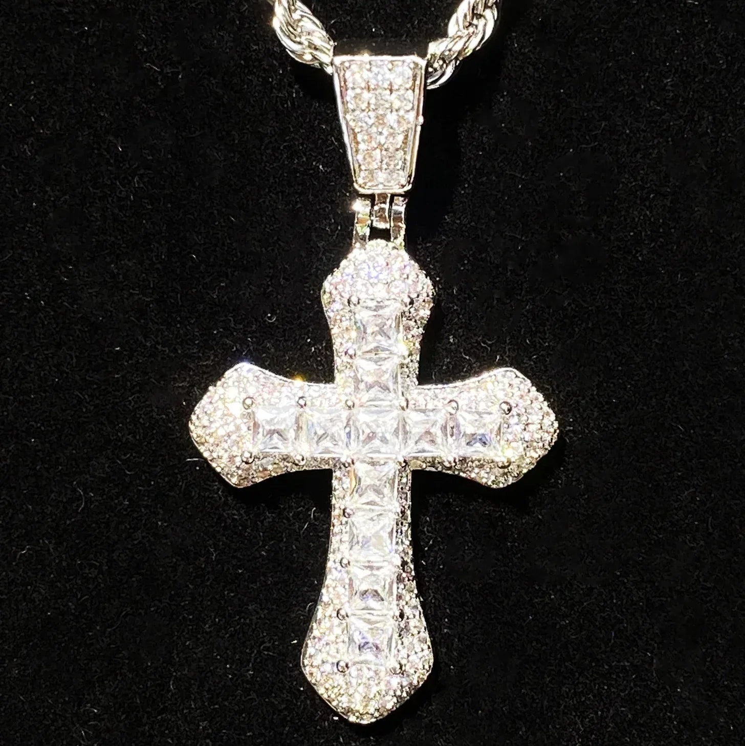 Women's Emerald Cut CZ Necklace | Classy Hip Hop Jewelry | Caratix - CaratixJewelry