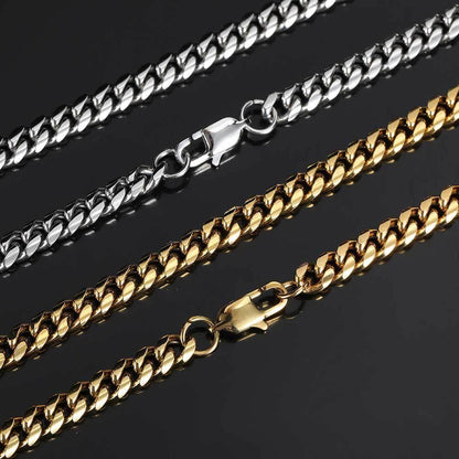 Cuban Chain Necklace with Day Clasp and 18K Gold Plating for Men | Titanium Steel and Stainless Steel | Caratix Jewelry - CaratixJewelry