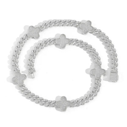 Minimalist Micro-Pavé Clover Necklace | Women's High-End Hip Hop Bling Choker | Caratix - CaratixJewelry