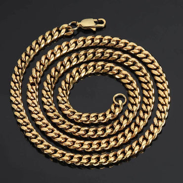 Cuban Chain Necklace with Day Clasp and 18K Gold Plating for Men | Titanium Steel and Stainless Steel | Caratix Jewelry - CaratixJewelry