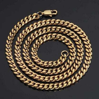 Cuban Chain Necklace with Day Clasp and 18K Gold Plating for Men | Titanium Steel and Stainless Steel | Caratix Jewelry - CaratixJewelry