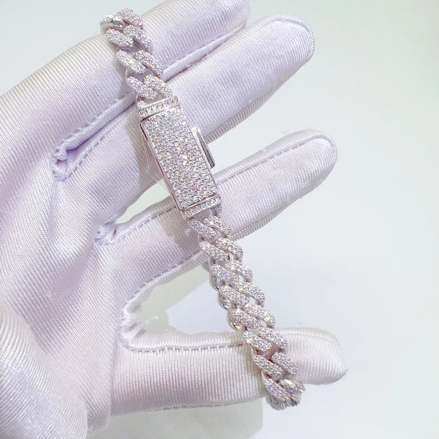 8mm Double-Row Moissanite Cuban Link Chain – S925 Sterling Silver Iced-Out Hip Hop Streetwear Necklace - CaratixJewelry