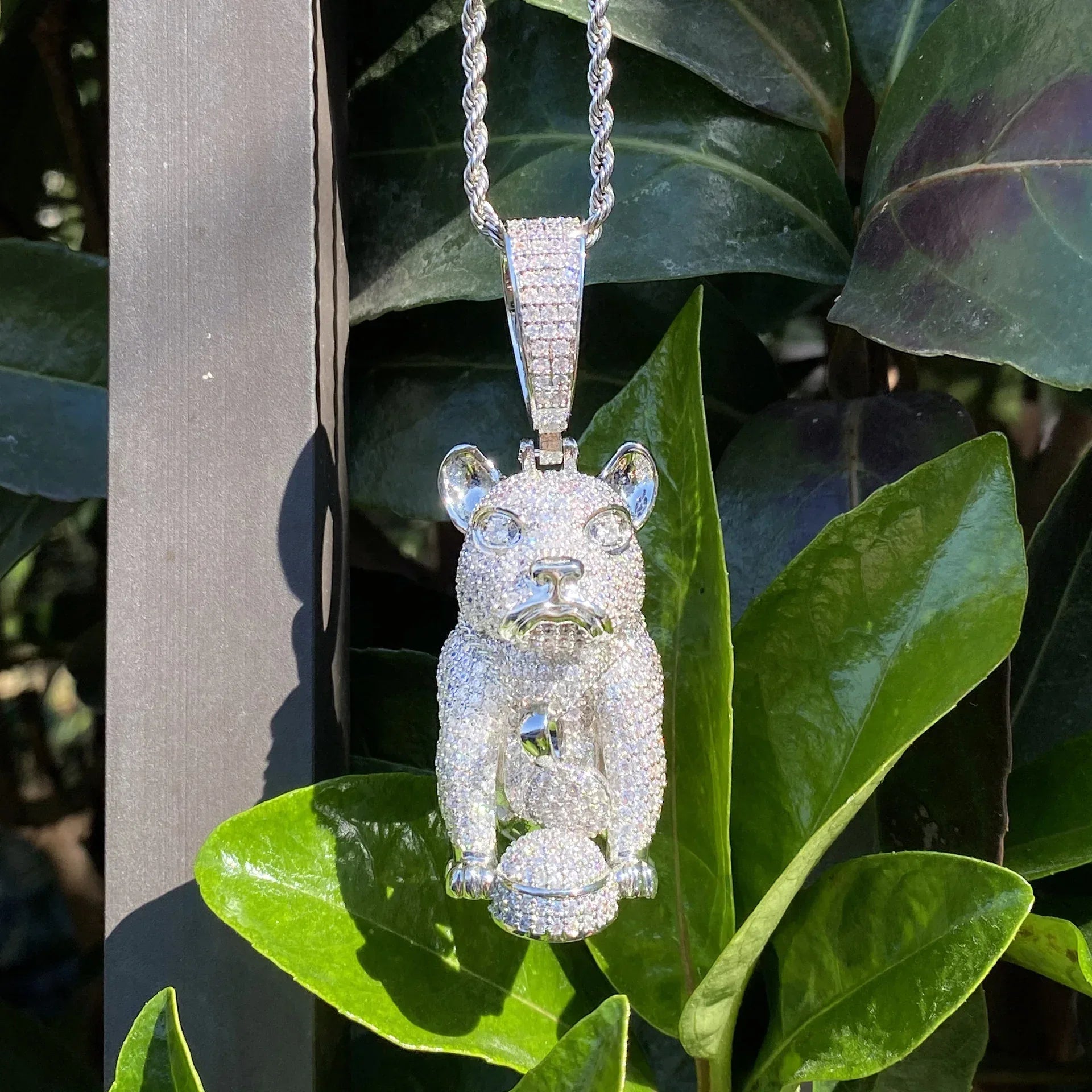 Men's & Women's Bulldog Necklace | Premium Copper CZ High-End Animal Jewelry - CaratixJewelry