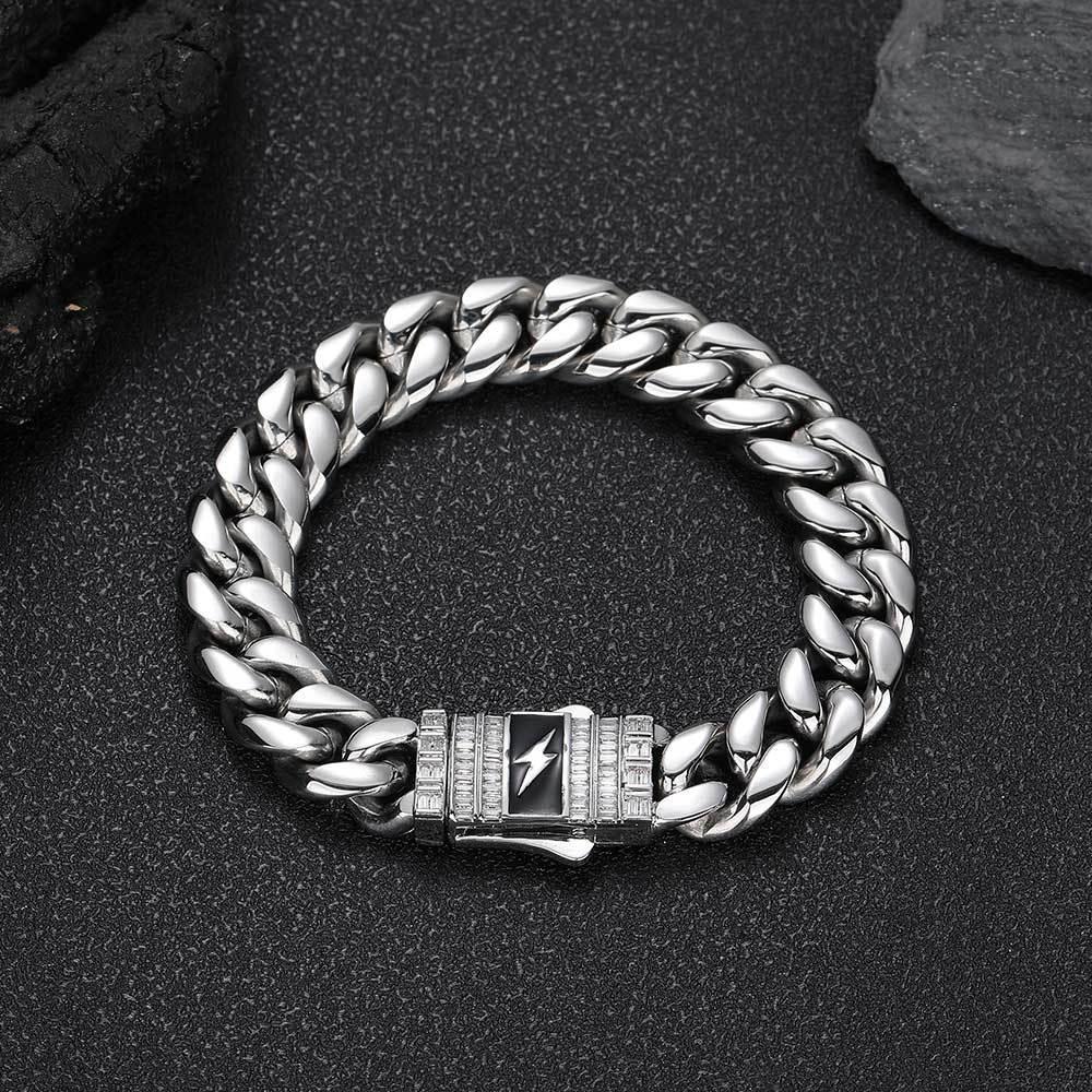 Clasp Stainless Steel Cuban Chain Bracelet - CaratixJewelry