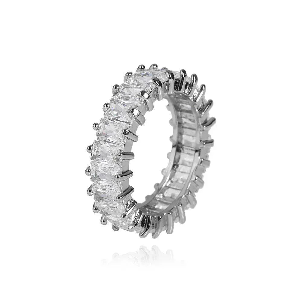 6mm Single-Row T-Shaped Zircon Ring with 18K Gold Plating for Men and Women | Trendy Hip Hop Jewelry | Caratix Jewelry - CaratixJewelry