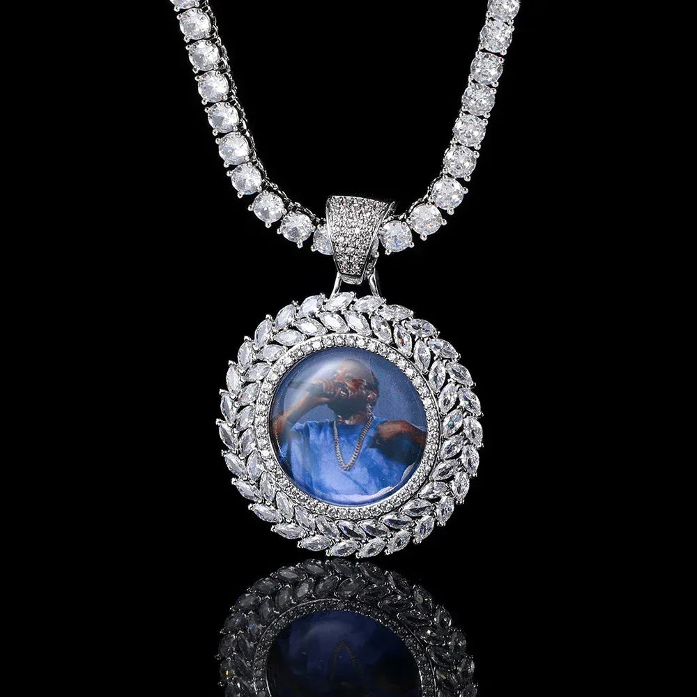 Custom Wheat Ear Round Photo Frame Pendant Necklace with Zircon Stones for Men | Caratix Jewelry - CaratixJewelry