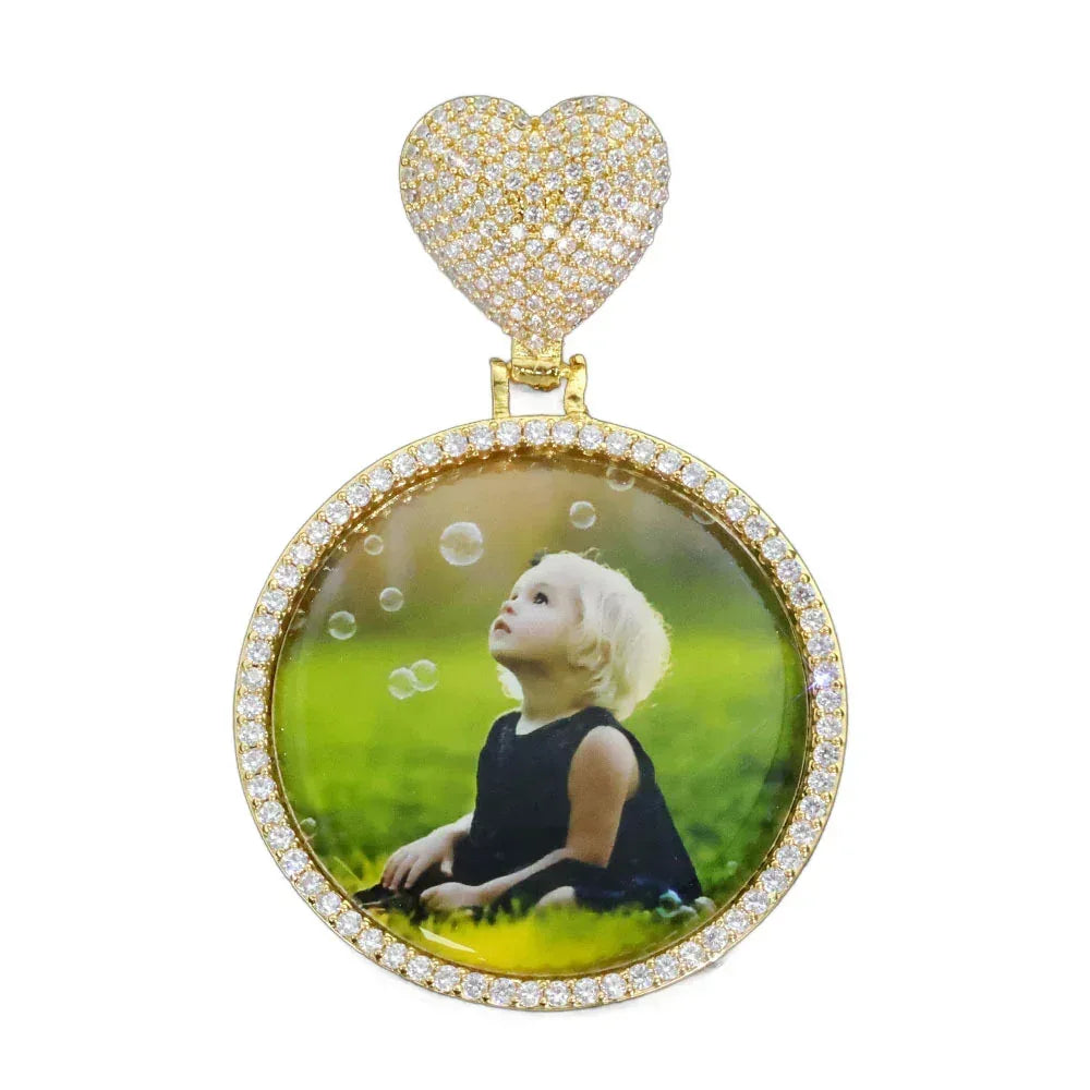 Heart Lock Round Photo Pendant Necklace with Copper Frame and Zircon Stones | Customizable Jewelry | Caratix Jewelry - CaratixJewelry