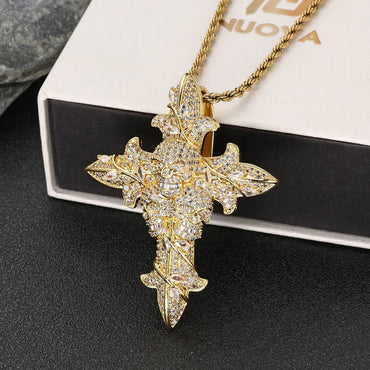 Custom Skull Cross Pendant Necklace Moissanite Hip Hop Jewelry | Caratix Jewelry - CaratixJewelry