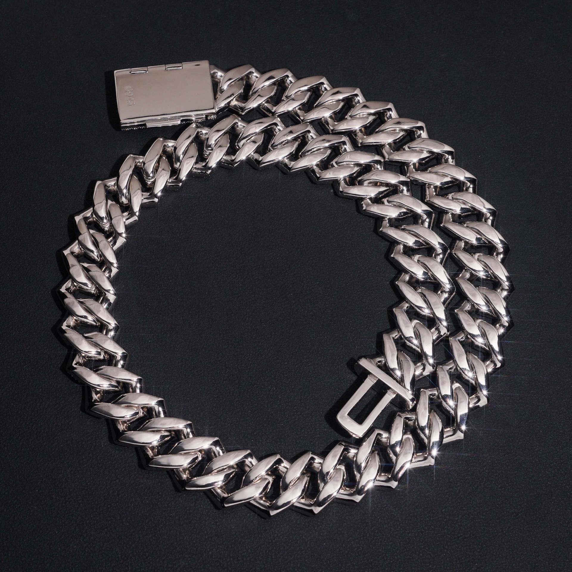 18mm Iced-Out Moissanite Cuban Link Chain – S925 Sterling Silver Hip Hop Streetwear Necklace - CaratixJewelry