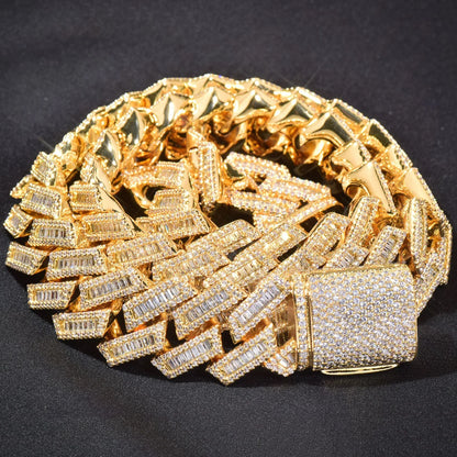 Iced Out Cuban Link Necklace with Full Zircon Stones and Copper Setting | Men’s Fashion Jewelry – Caratix Jewelry - CaratixJewelry