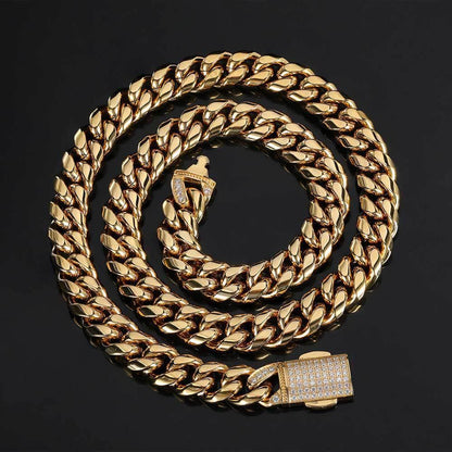 Iced-Out Stainless Steel Cuban Link Necklace with Spring Clasp for Men | Caratix Jewelry - CaratixJewelry