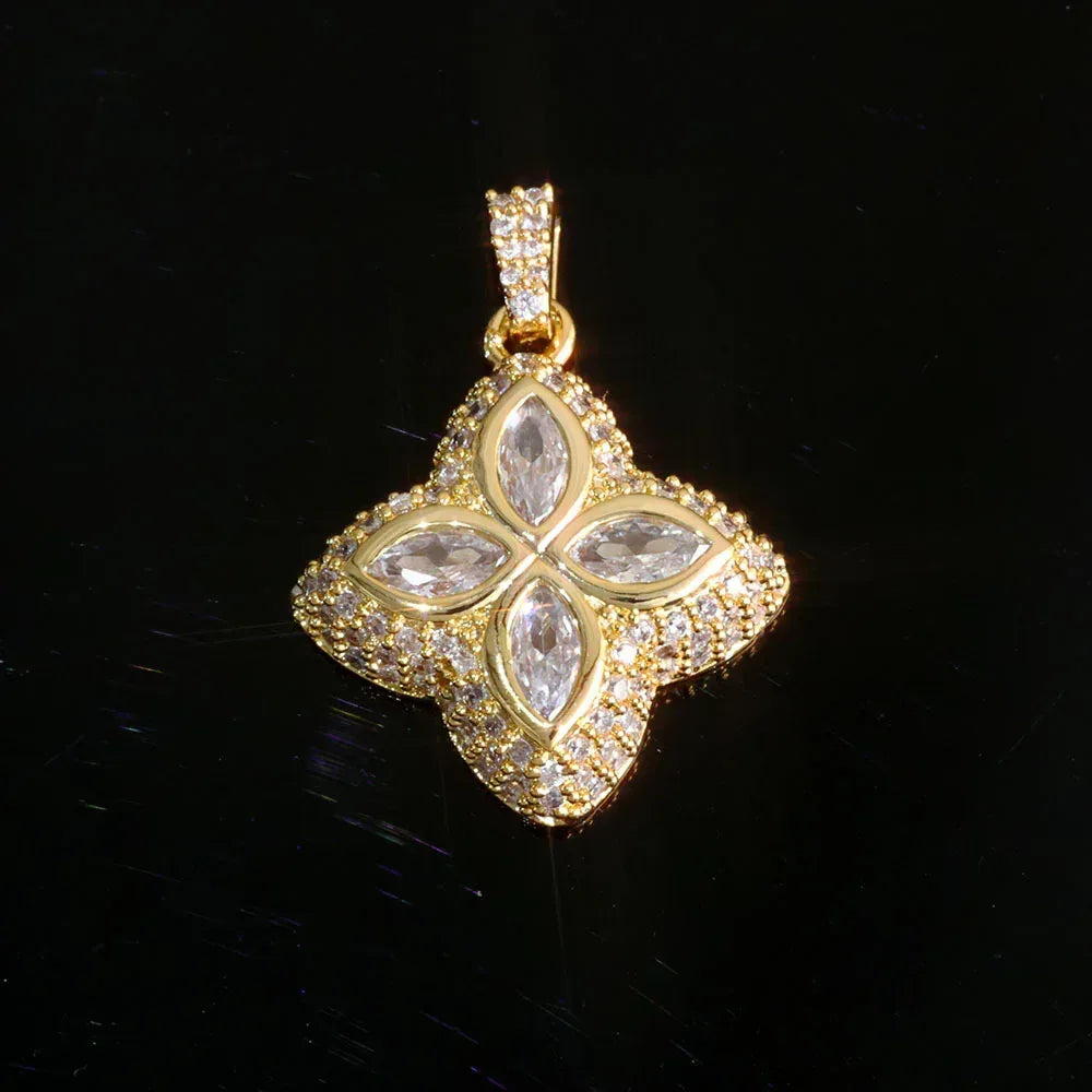 Colorful Four-Leaf Clover Pendant Necklace Full Zircon Hip Hop Jewelry for Men | Caratix Jewelry - CaratixJewelry