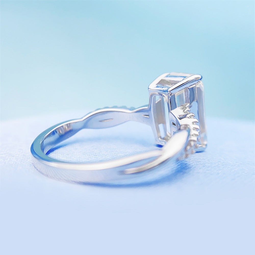 2026 Summer New S925 Silver 4ct Emerald Cut Moissanite Ring | Large 8x10mm D VVS1 | Caratix