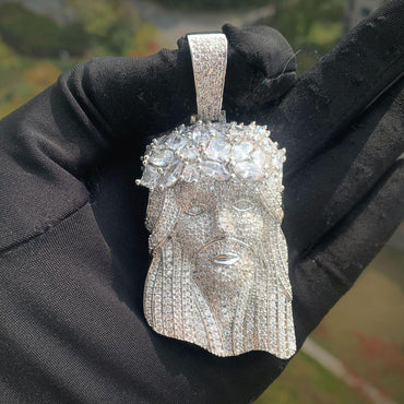 Iced Out Jesus Pendant Necklace for Men – Hip Hop CZ Streetwear Bling Jewelry - CaratixJewelry