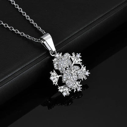 Bear Snowflake Pendant Necklace Zircon Hip Hop Jewelry for Women | Caratix Jewelry - CaratixJewelry