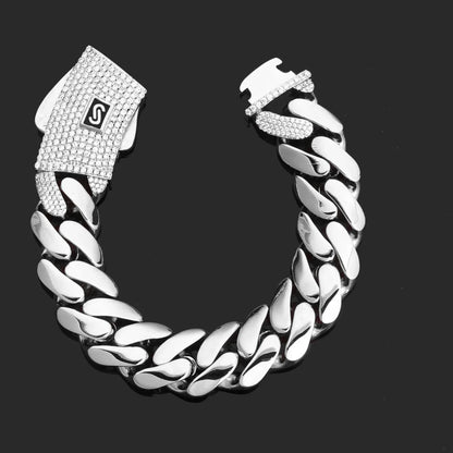 Custom 14K Gold Cuban Chain Bracelet for Men | Caratix Jewelry - CaratixJewelry