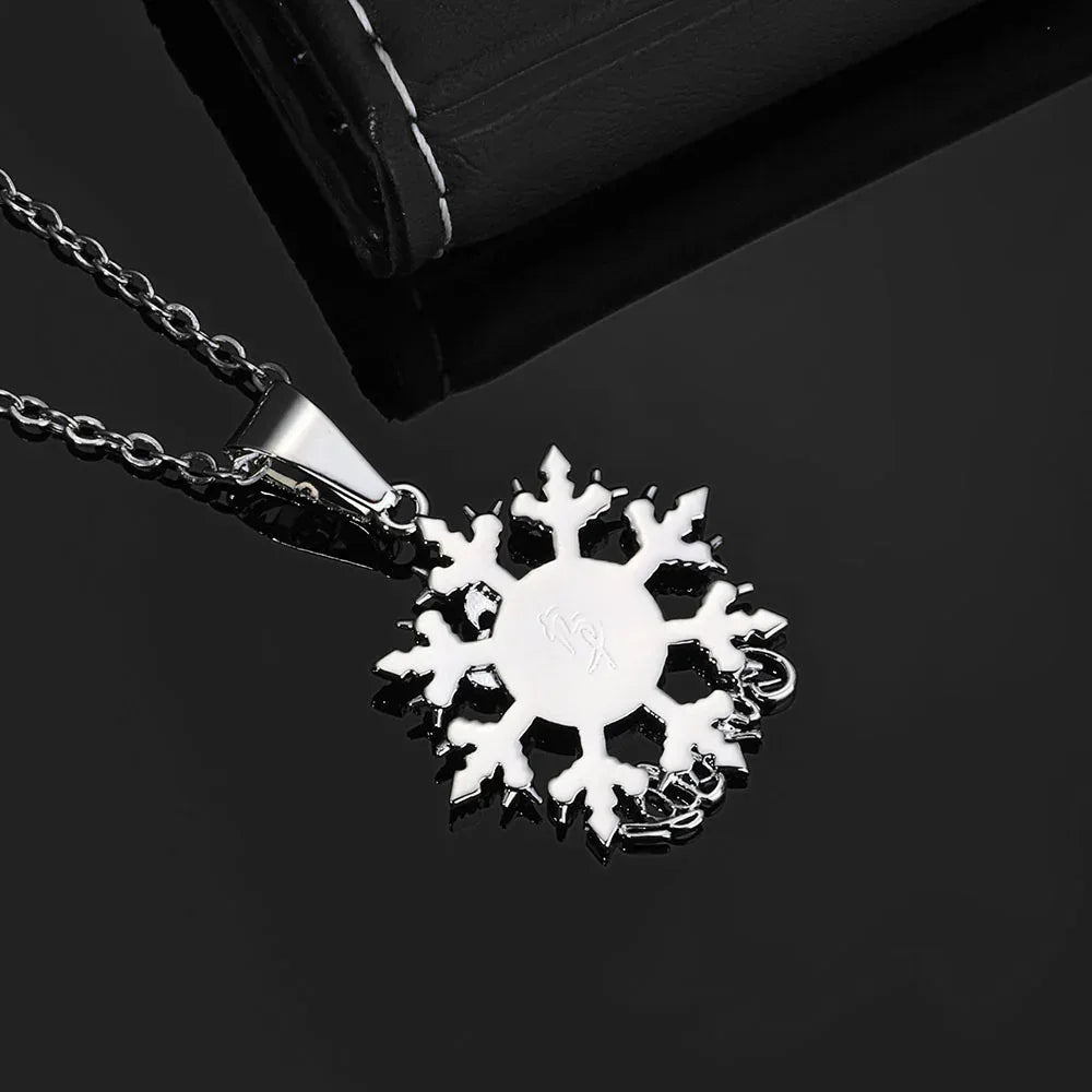 Snowflake Pendant Necklace Cute Character Hip Hop Jewelry for Women | Caratix Jewelry - CaratixJewelry