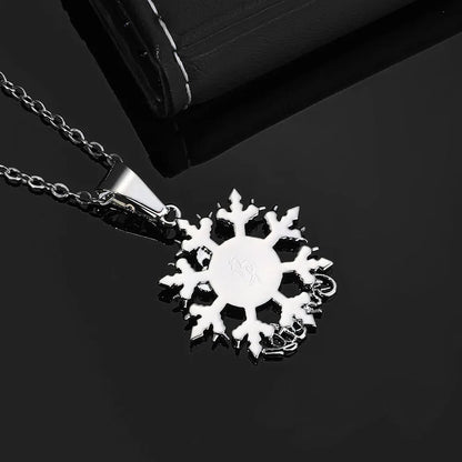 Snowflake Pendant Necklace Cute Character Hip Hop Jewelry for Women | Caratix Jewelry - CaratixJewelry