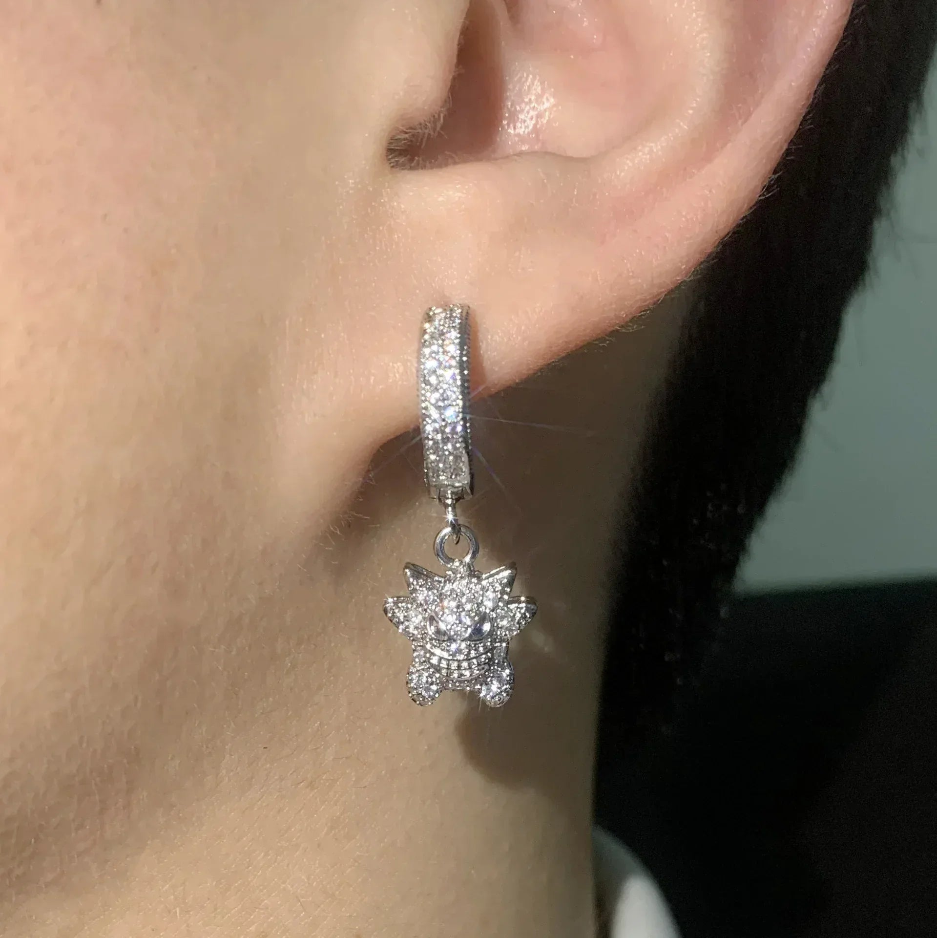 Trendy Earrings and Ear Studs | Fashionable Ear Jewelry for Women | Caratix Jewelry - CaratixJewelry