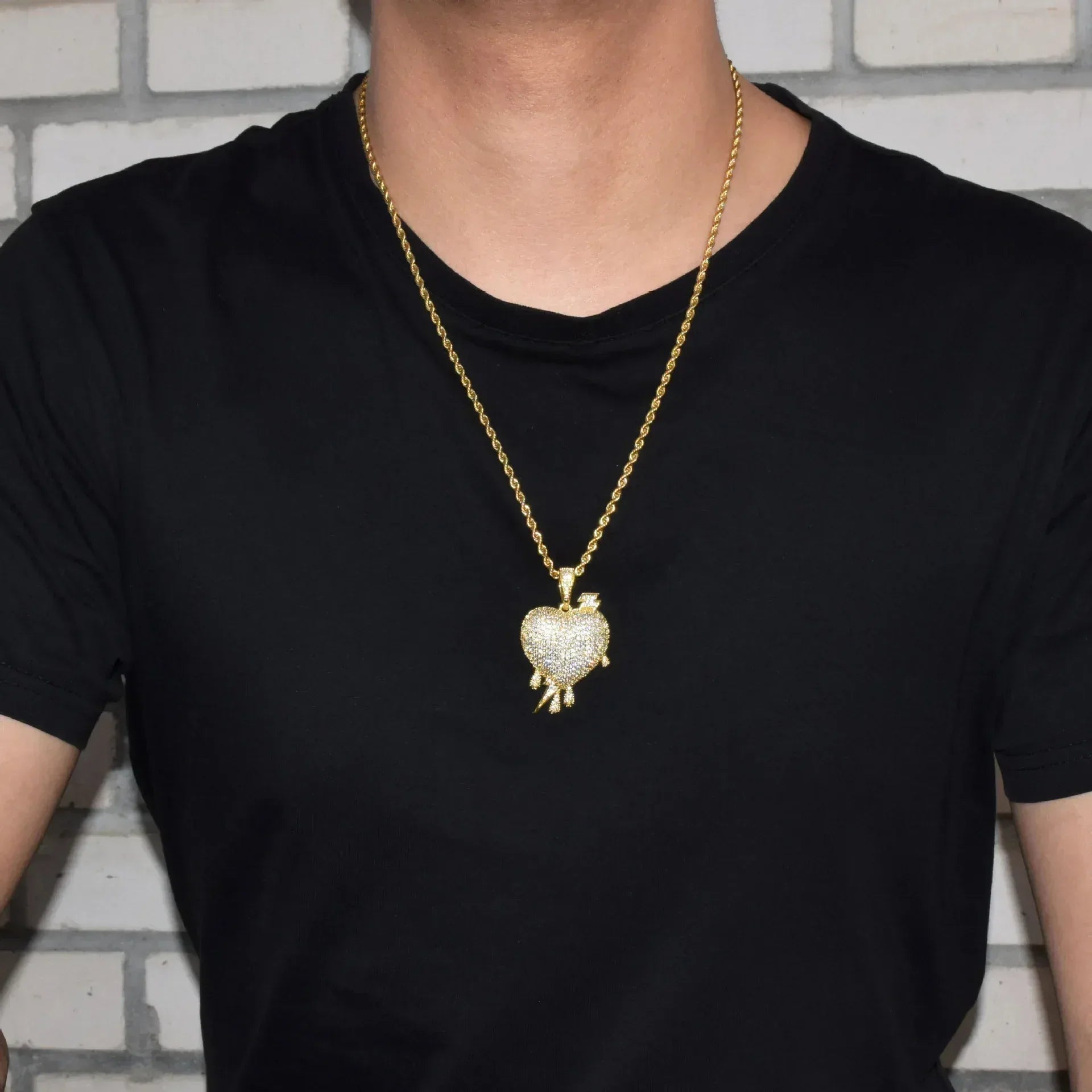 Men's Electric Love Necklace | Premium Copper CZ Streetwear Jewelry Caratix - CaratixJewelry