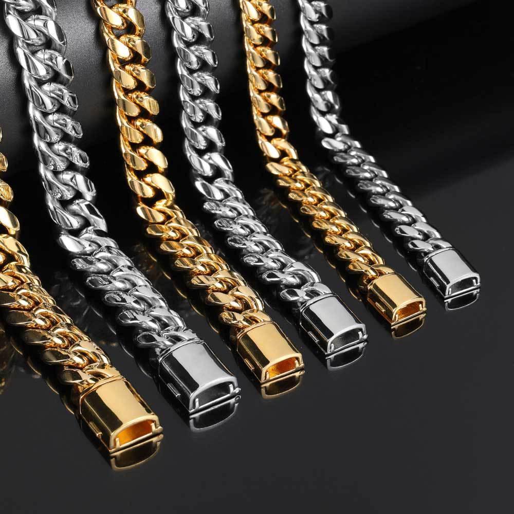 Cuban Chain Necklace with Flip Clasp and Polished Finish for Men | Titanium Steel and Stainless Steel | Caratix Jewelry - CaratixJewelry