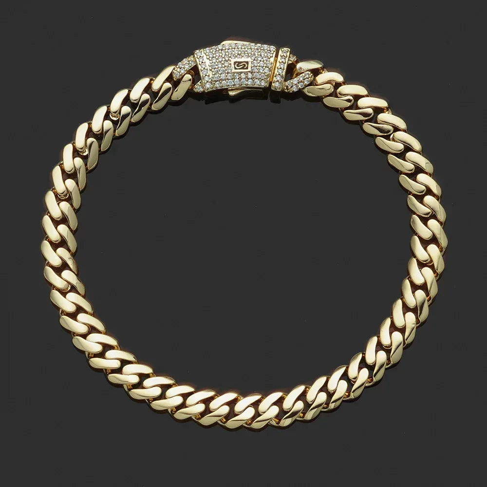 Custom 14K Gold Cuban Chain Bracelet for Men | Caratix Jewelry - CaratixJewelry
