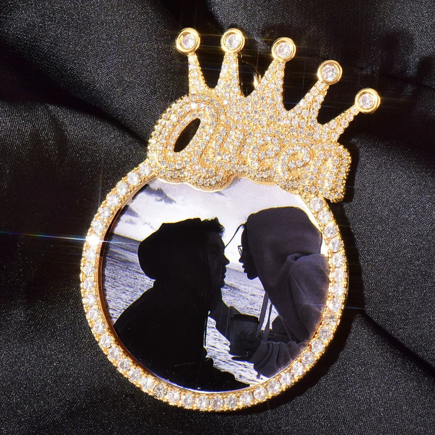 Crown Round Photo Pendant | Iced Out CZ DIY Custom Picture Hip Hop Necklace - CaratixJewelry