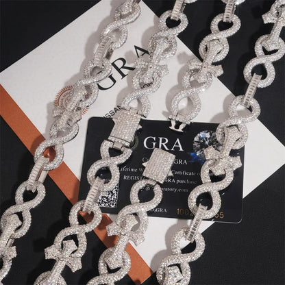 17mm Moissanite Cross Cuban Link Bracelet with Figure-8 Clasp – S925 Sterling Silver Iced-Out Hip Hop Streetwear Jewelry - CaratixJewelry