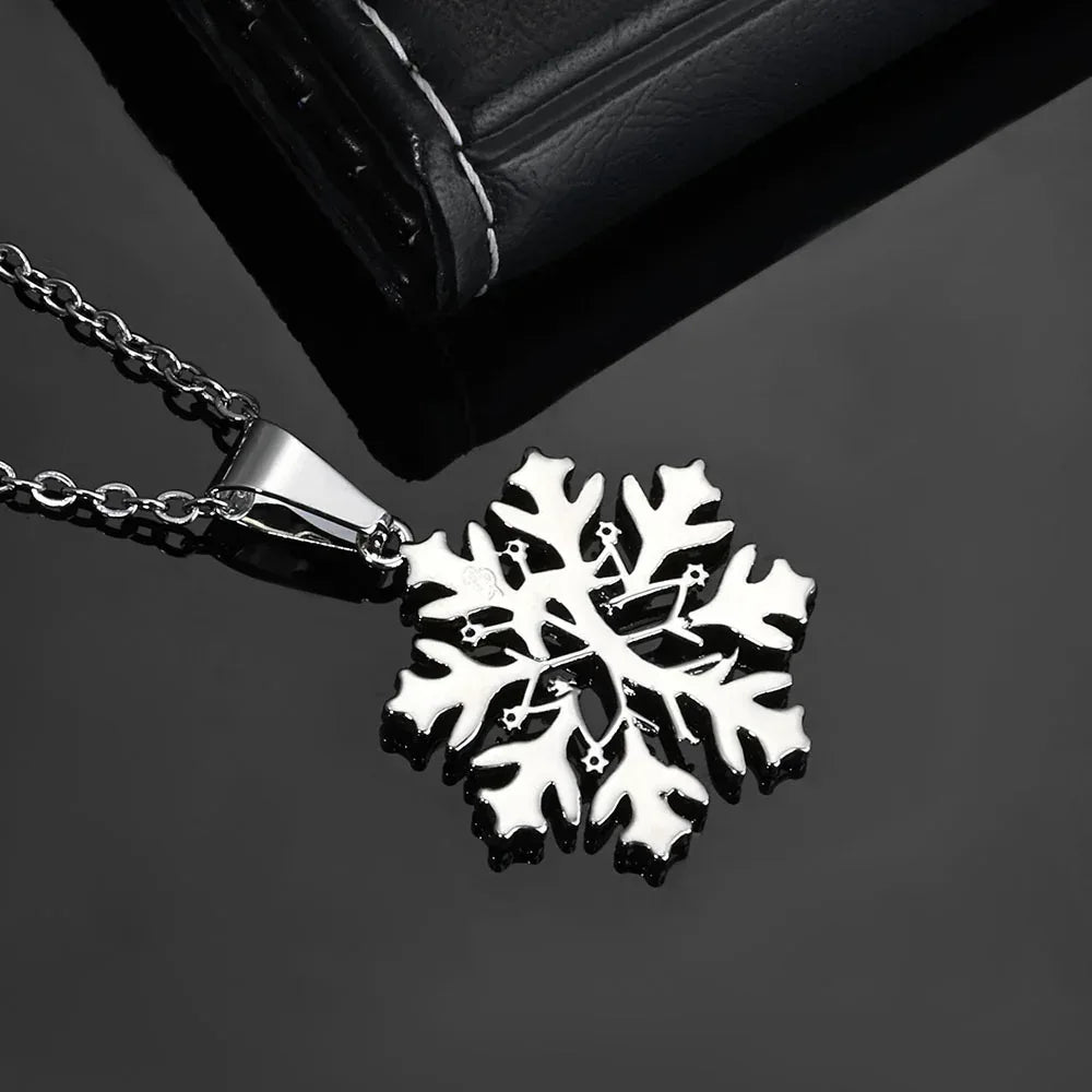Snake Snowflake Pendant Necklace Zircon Hip Hop Jewelry | Caratix Jewelry - CaratixJewelry