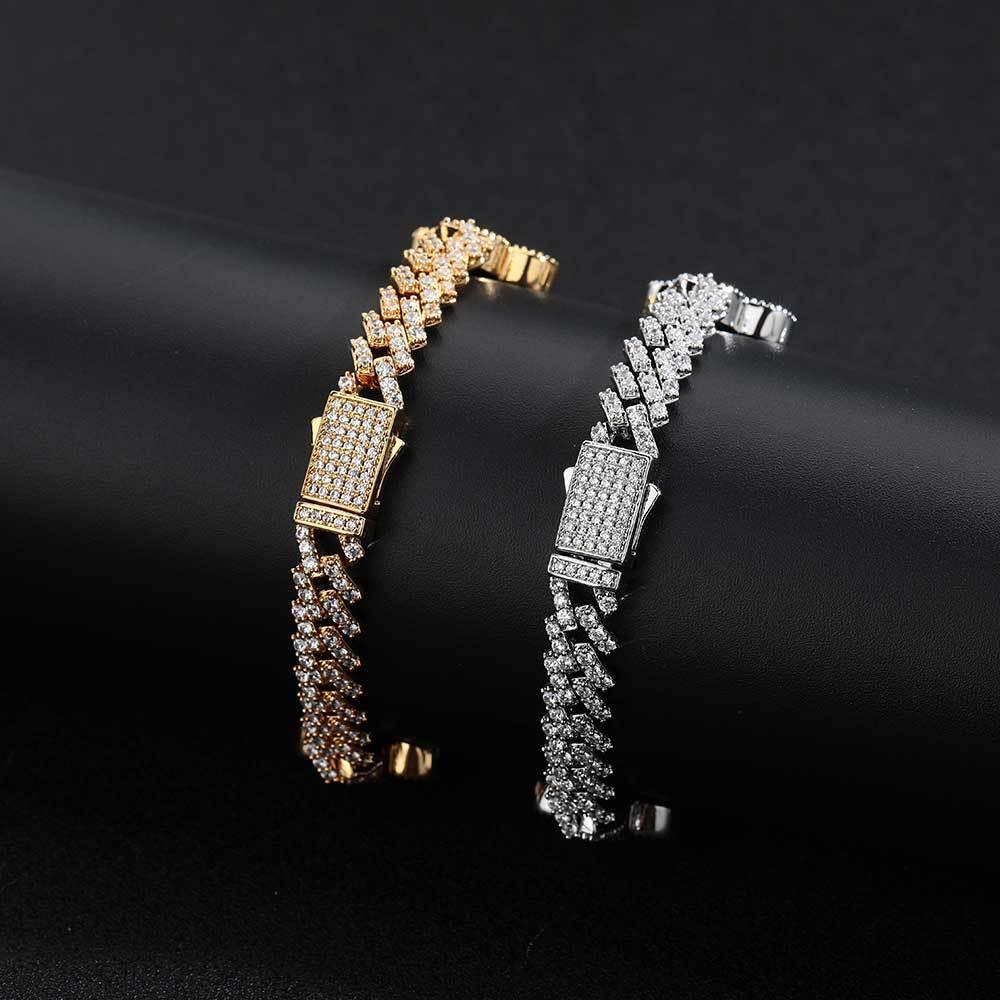 Clover-Shaped Zircon Cuban Link Bracelet with Spring Clasp - CaratixJewelry