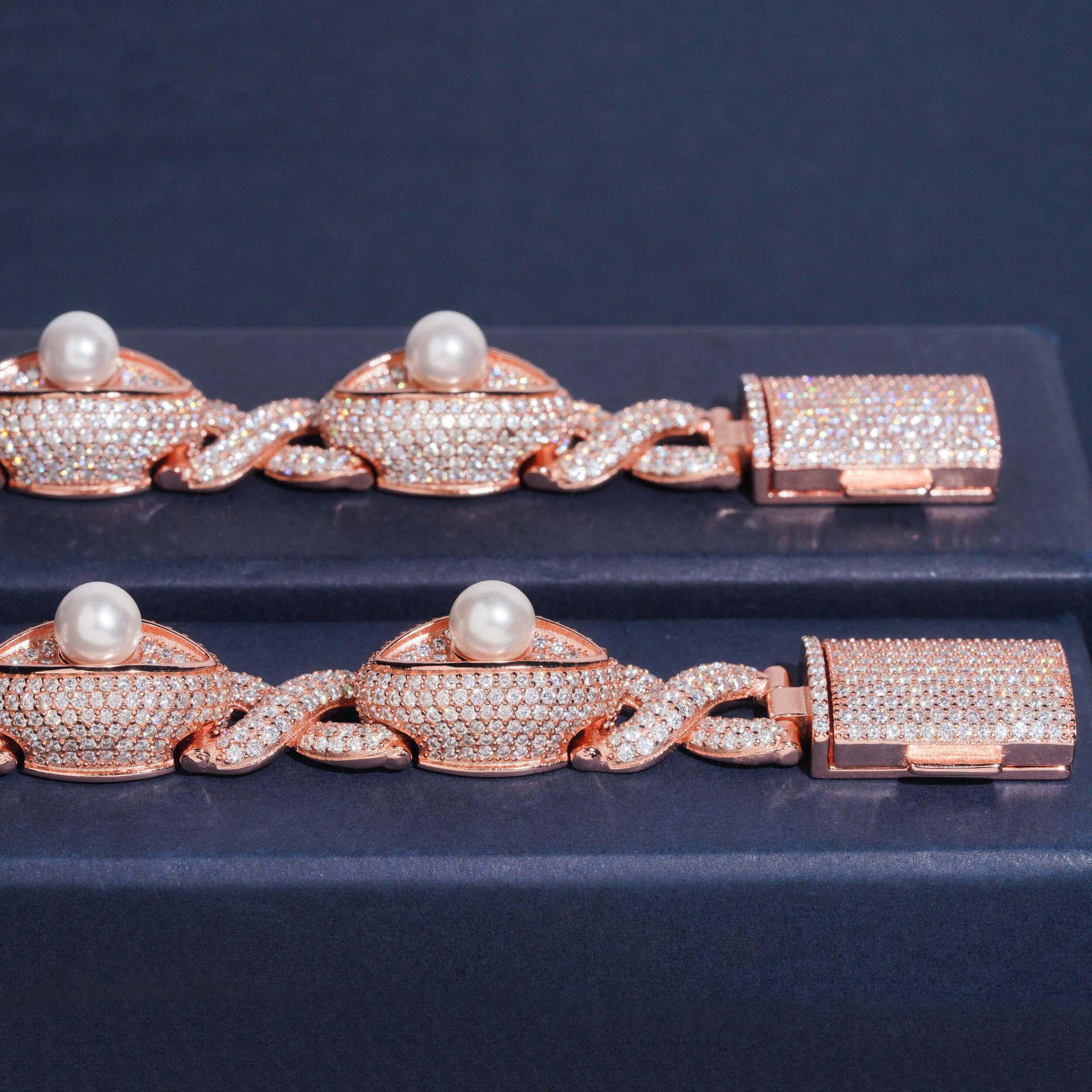 15mm Moissanite Cuban Link Bracelet with Figure-8 Clasp – S925 Sterling Silver Iced-Out Hip Hop Streetwear Jewelry - CaratixJewelry
