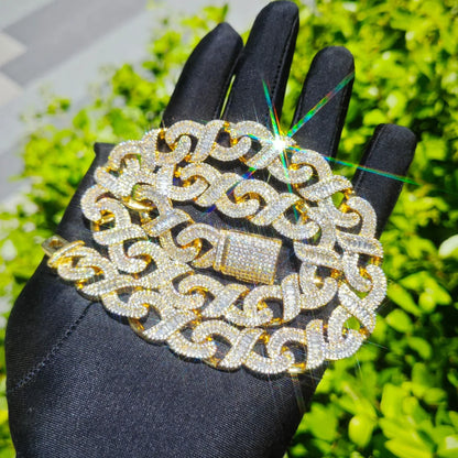 T-Shaped Zircon Necklace with Copper Setting | Unisex Street Style Jewelry – Caratix Jewelry - CaratixJewelry