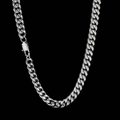 Cuban Chain Necklace with Day Clasp and 18K Gold Plating for Men | Titanium Steel and Stainless Steel | Caratix Jewelry - CaratixJewelry