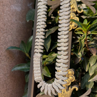 20MM Boomerang Link Iced Out Diamond Necklace Chain – Luxury Hip Hop Jewelry for Men & Women