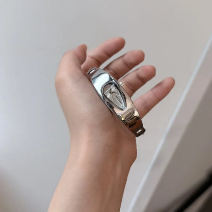 Teardrop Bracelet Watch for Women | Millennium Wind Light Luxury Iced Out Watch | Senior Sense Antique Quartz Clock | Female Couple Gift | Caratix - CaratixJewelry