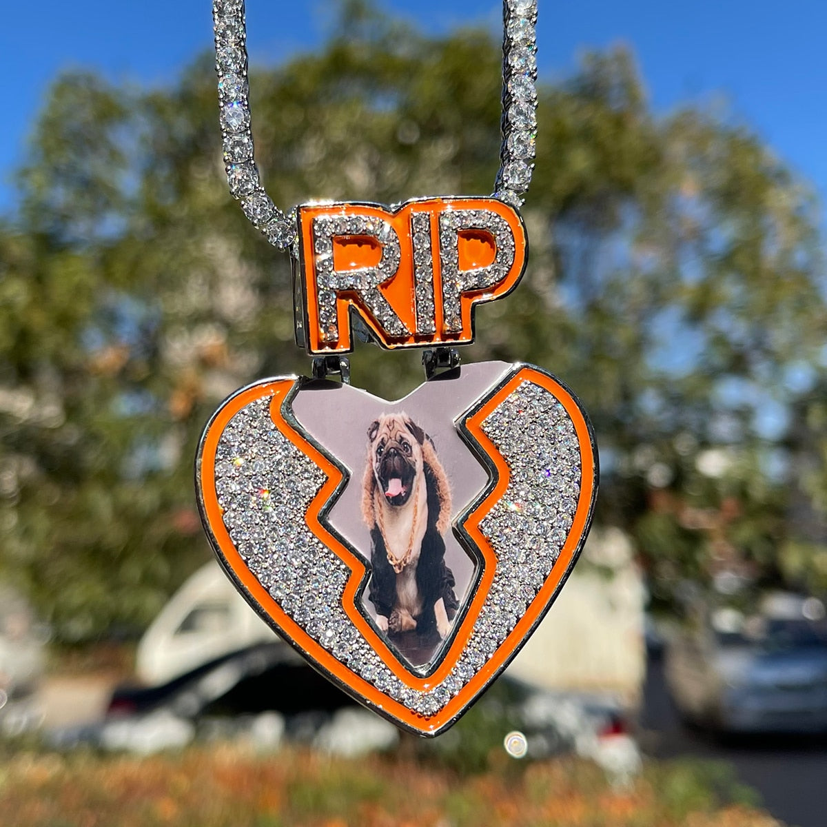 Broken Heart RIP Glow-in-the-Dark Custom Photo Pendant Necklace – Iced Out Hip Hop Jewelry