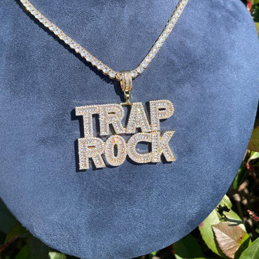 Minimal VVS Iced Out Personalized Custom Name Necklace Pendant - Luxury Custom Jewelry - CaratixJewelry
