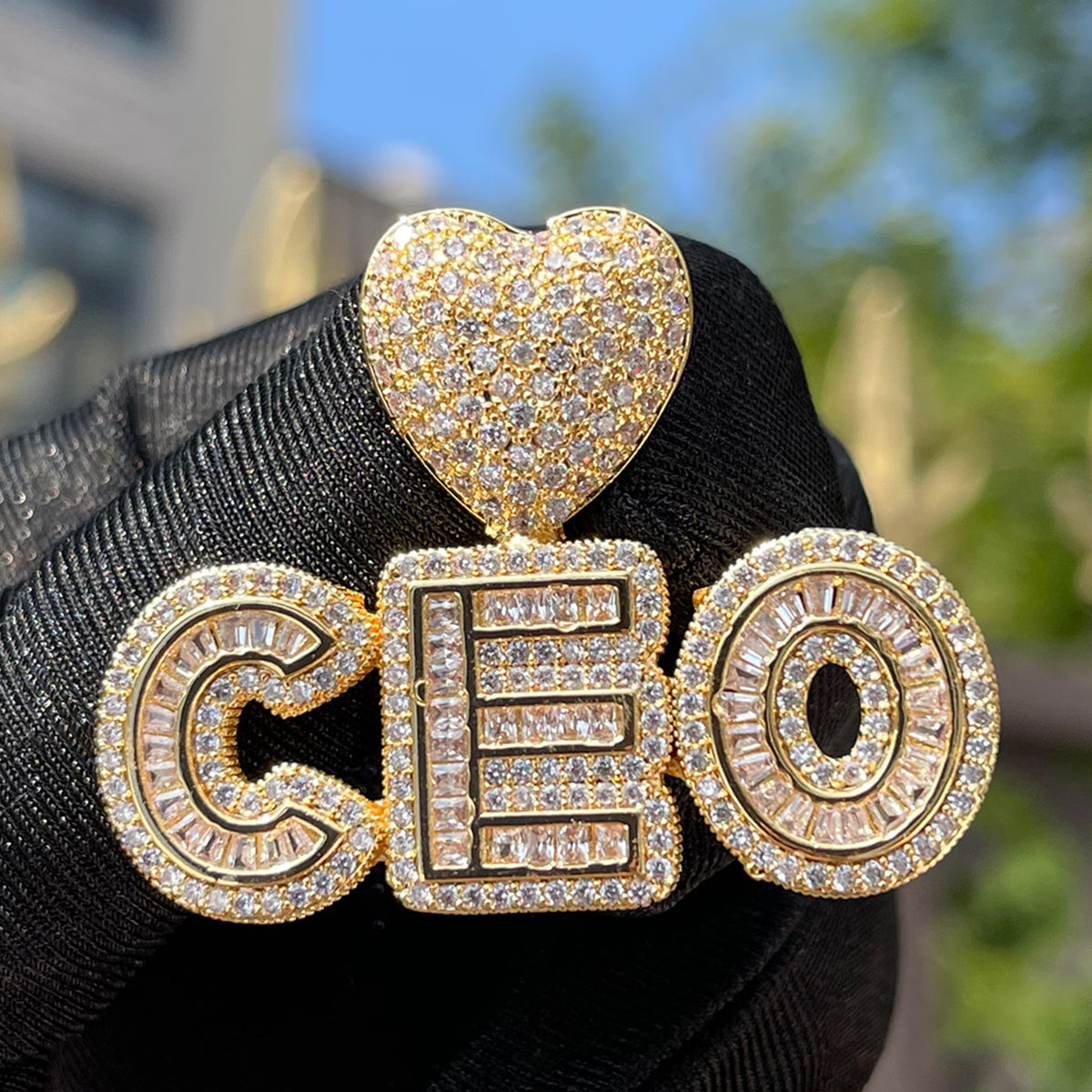 Smooth with Heart Bail Iced Out Personalized Custom Name Necklace Pendant - Luxury Custom Jewelry