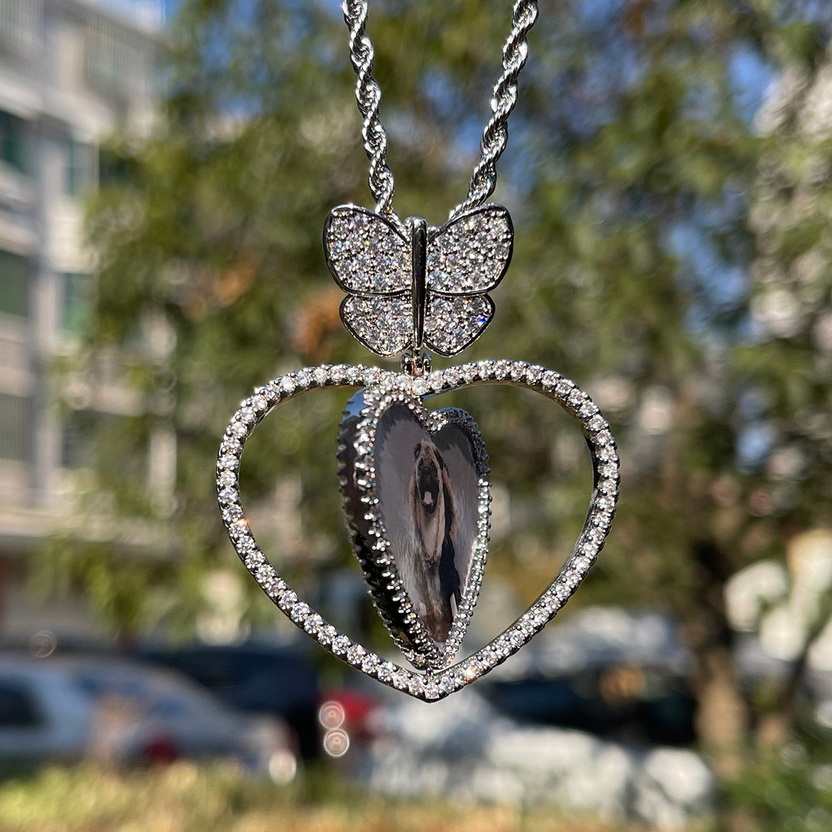 Halskette mit Anhänger mit Schmetterlings-Anhänger und drehbarem Herz, individuelles Fotobild