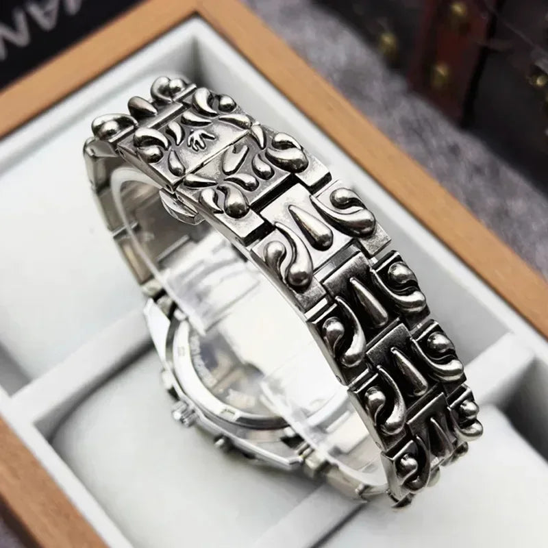 Classic Retro Claw Style Y2K Watch for Men | Alien Advanced Ins Niche Design | Cool European & American Fashion Iced Out Watch | Caratix - CaratixJewelry